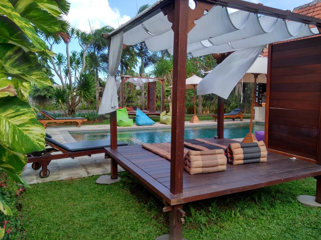 Hotel Premier Surf Camp Canggu Zewnętrze zdjęcie