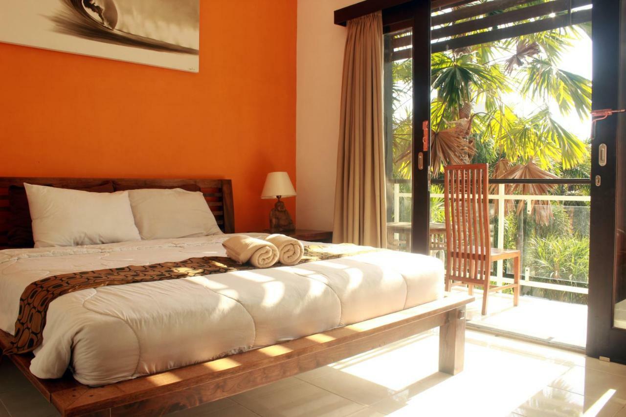Hotel Premier Surf Camp Canggu Zewnętrze zdjęcie